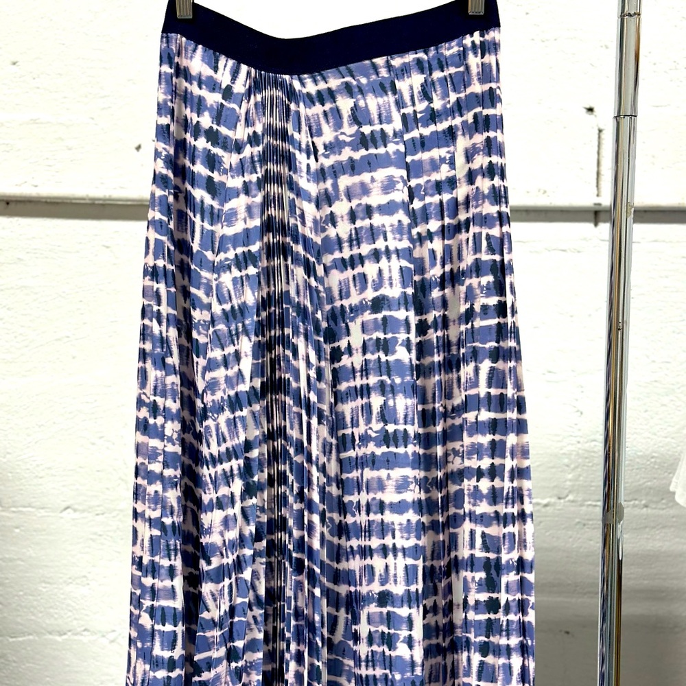 beautiful & stylish long skirt for holidays